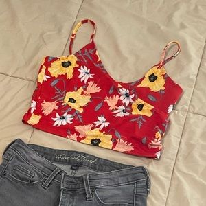 Floral cropped tank! Size small!